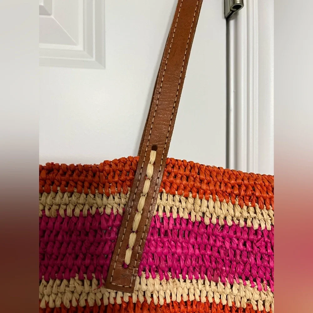 NWOT Mar Y Sol Portland Tote Beach Bag - Picture 3 of 4